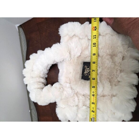 Minky Couture Designer Blankets Ivory Faux Fur Luxury Handbag With Snap Closure - Picture 5 of 7